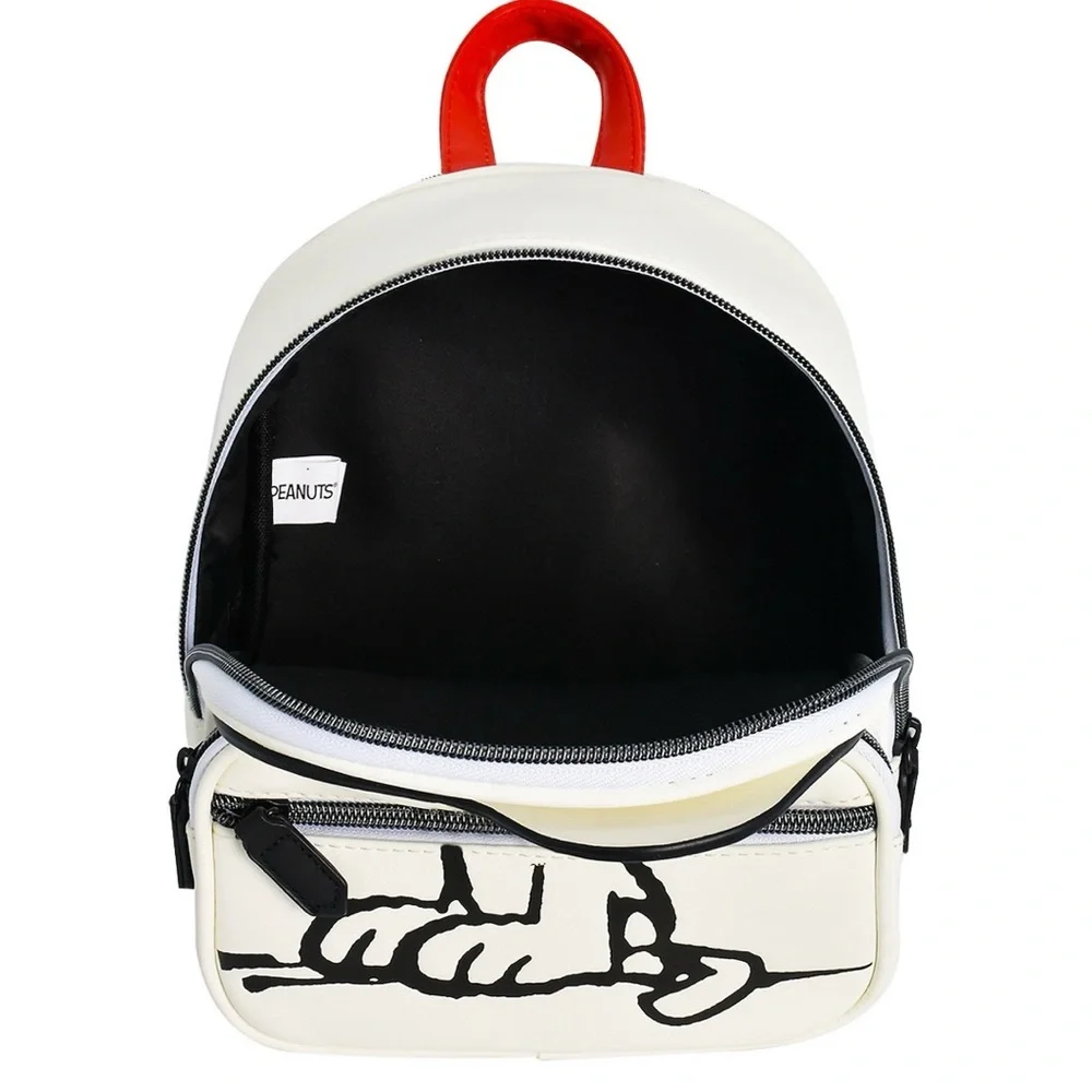 Snoopy mini backpack! - Picture 7 of 7